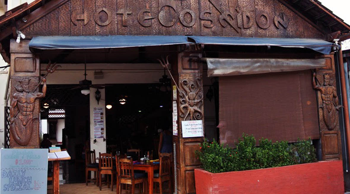 poseidon restaurant in jaco