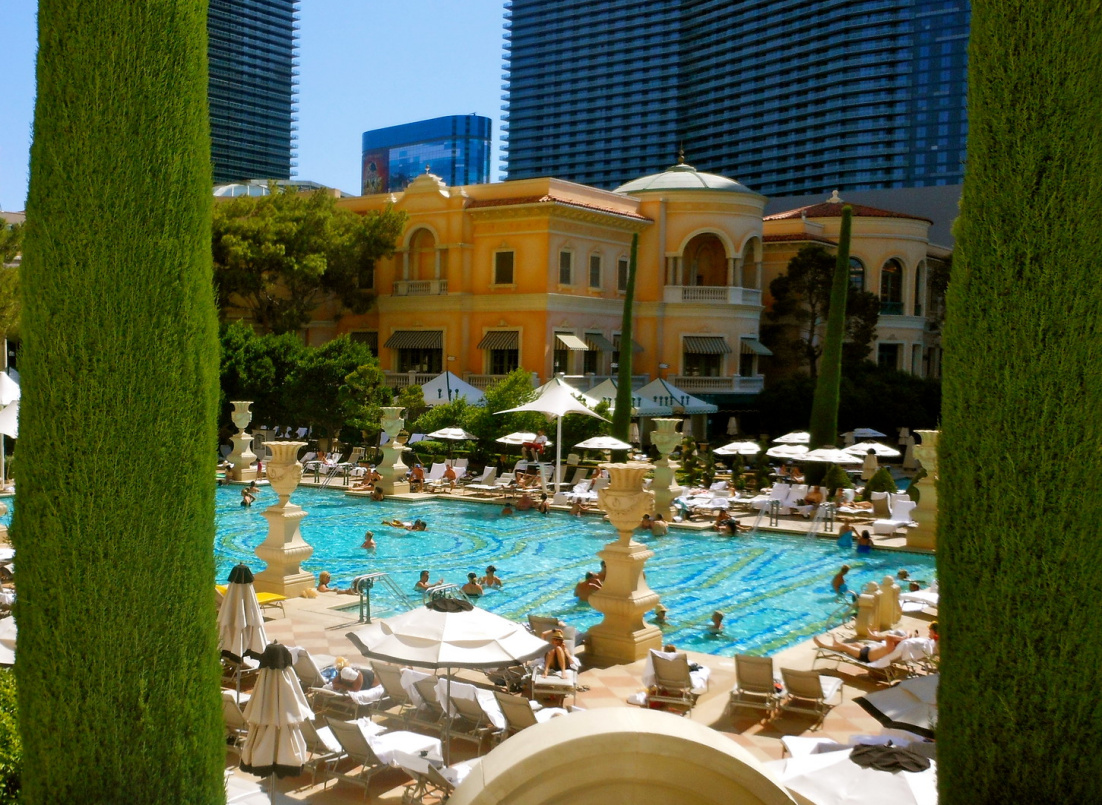 Bellagio Pool